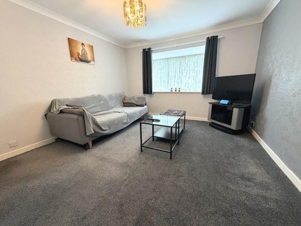 Mooreview Court, Blackpool, FY4 5ET photo 2