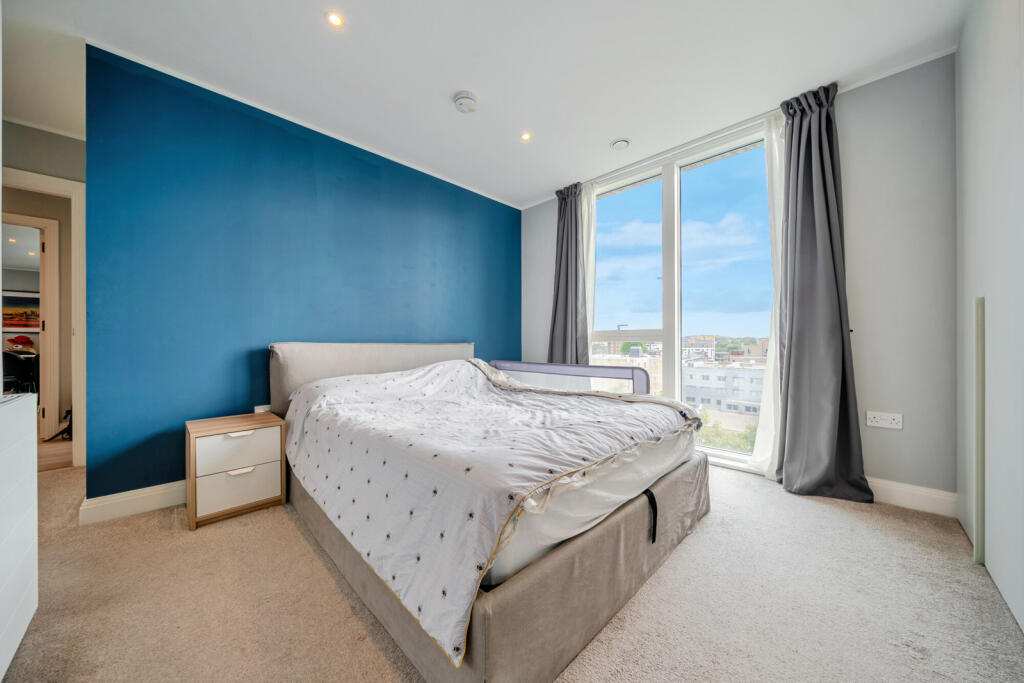 Apartment in London, Greenwich Town Centre, East Greenwich - More