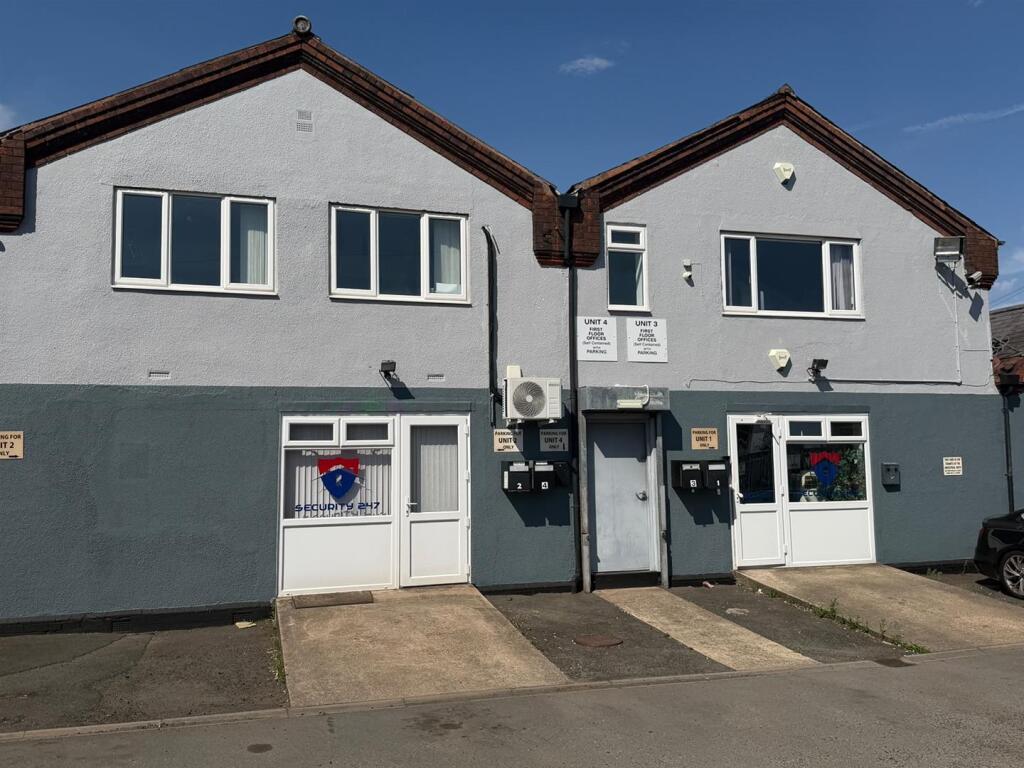 Main image of property: Corngreaves, 76 Graingers Lane, Cradley Heath