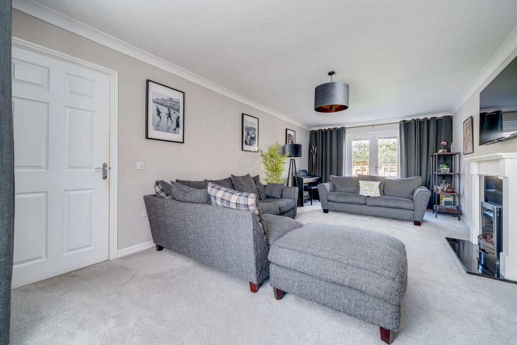 House in Bradford - View 4