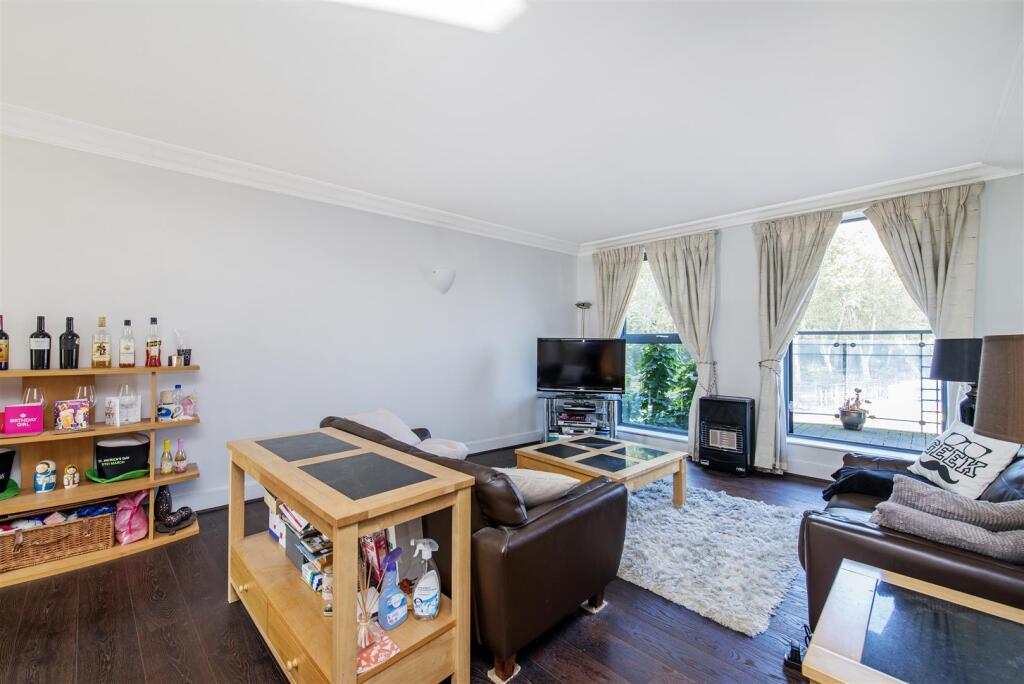 Main image of property: Chelsea Gate Apartments, 93 Ebury Bridge Road, Chelsea, London, SW1W