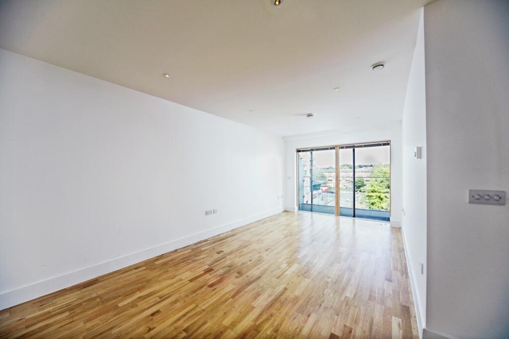 386 Streatham High Road, London, SW16 photo 4