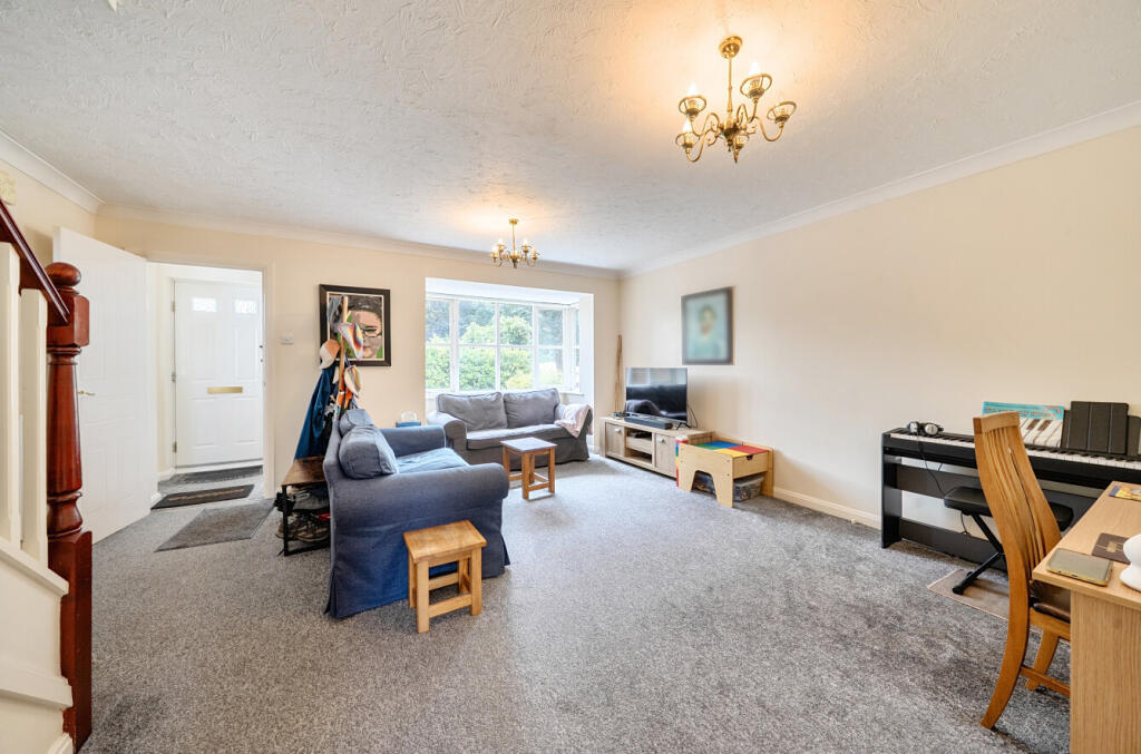 House in Guildford - View 3