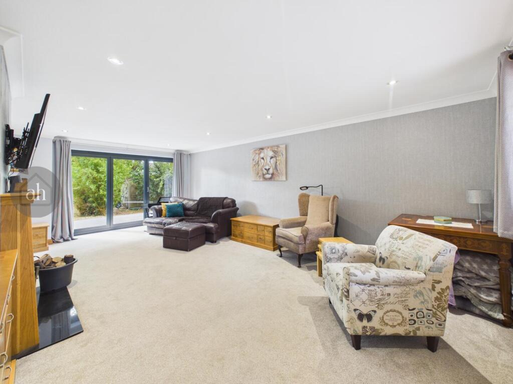 House in Mid Suffolk, Woolpit - View 2
