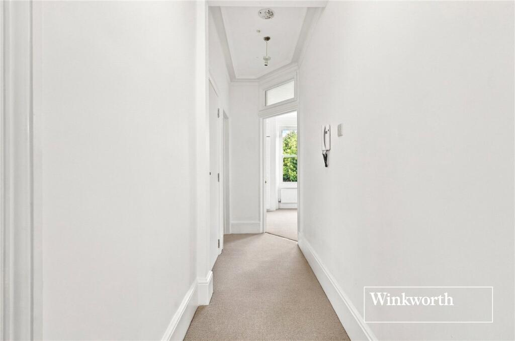 Apartment in London - View 3