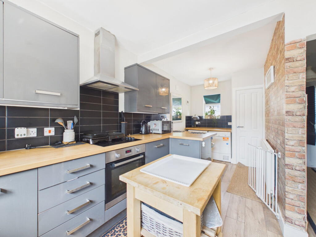 House in Bristol, Hartcliffe - More