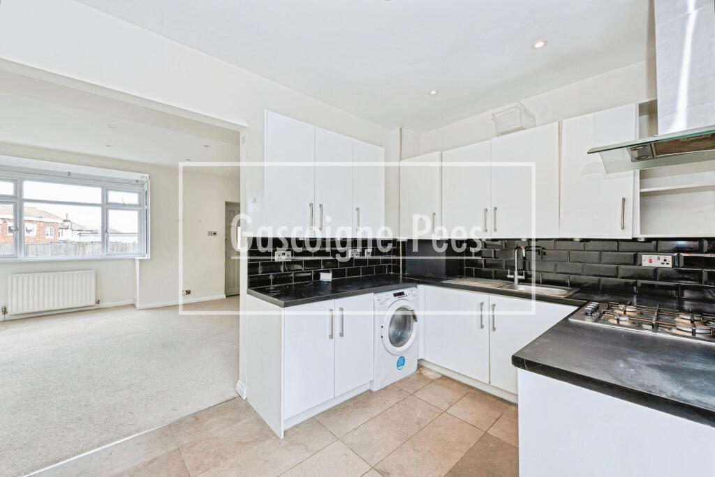 House in Kingston upon Thames - View 3