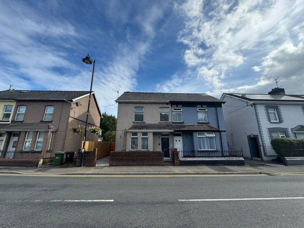 Main image of property: 8 Commercial Street, Pontymister, Risca