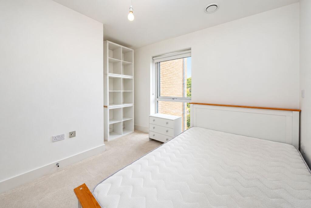 Apartment in Dacorum, Nash Mills - View 5