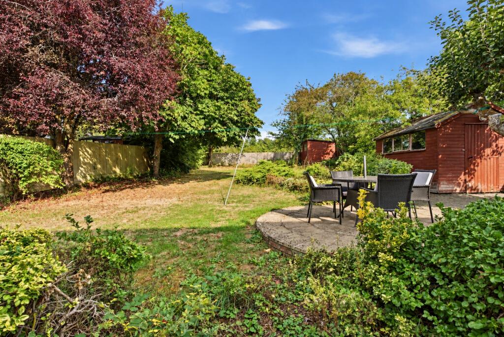 Manor Road, Wheathampstead, St. Albans, Hertfordshire, AL4 photo 4