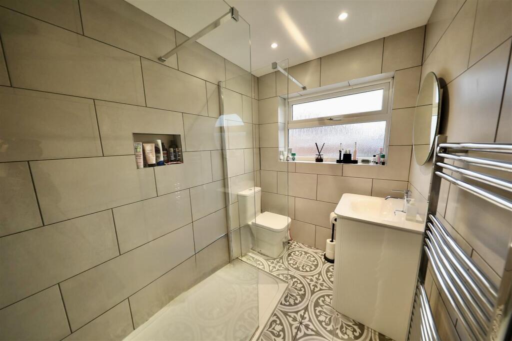 House in Hull, Kingston upon Hull - View 3
