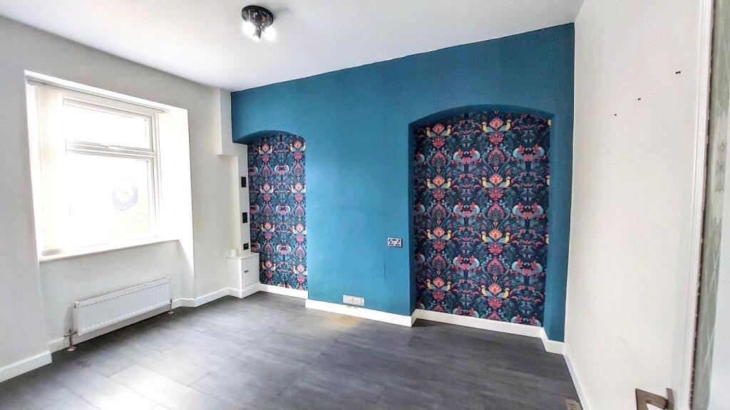House in Torridge, Great Torrington - More