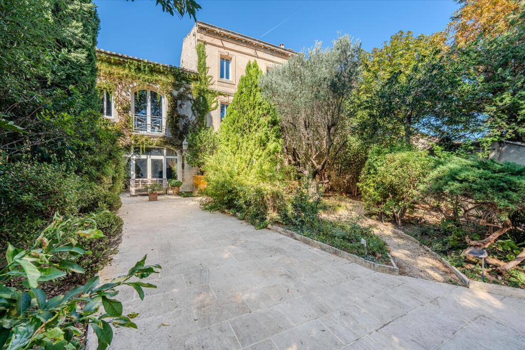 Main image of property: Provence-Alps-Cote d`Azur, Bouches-du-Rhône, Maussane-les-Alpilles