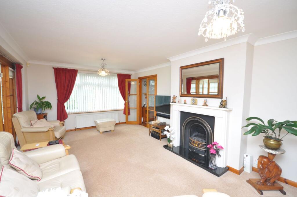 Holmbrook Way,frinton-on-sea photo 4