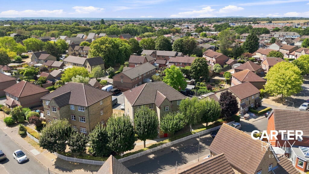 Apartment in Thurrock, Essex - View 4