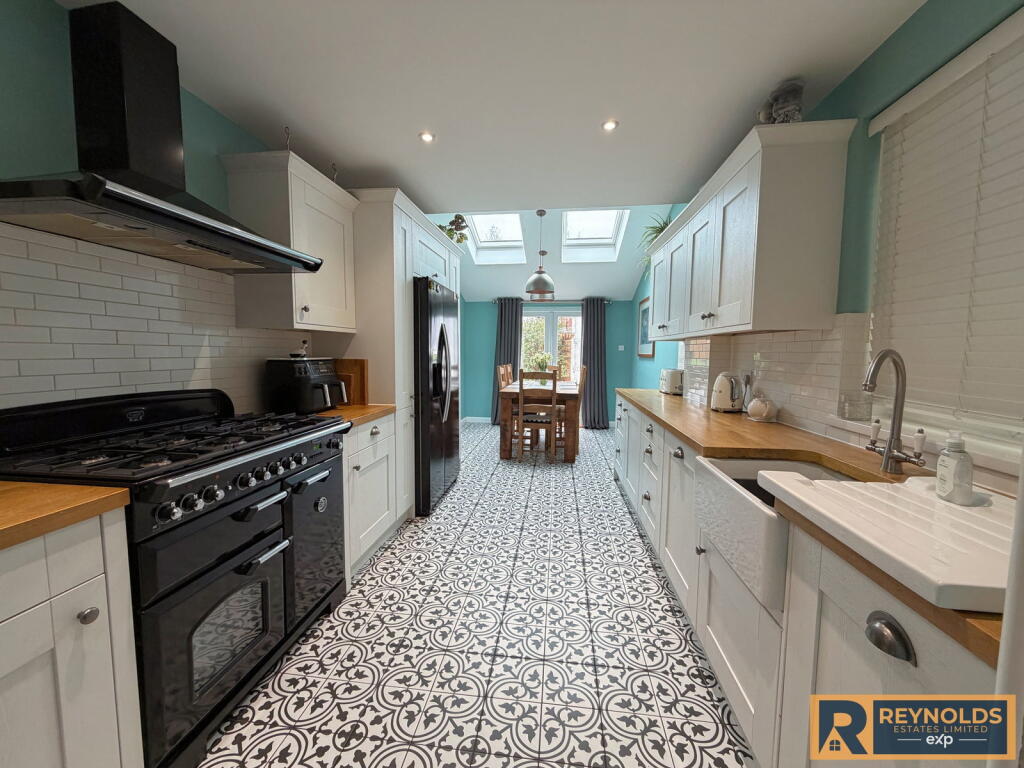 House in Rochester - View 3