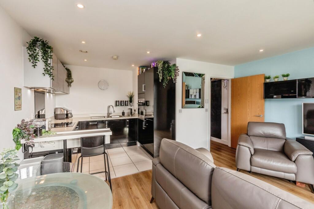 Apartment in Sheffield - View 2