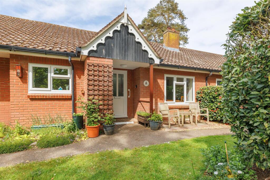 Main image of property: Lowestoft Road, Reydon, Southwold