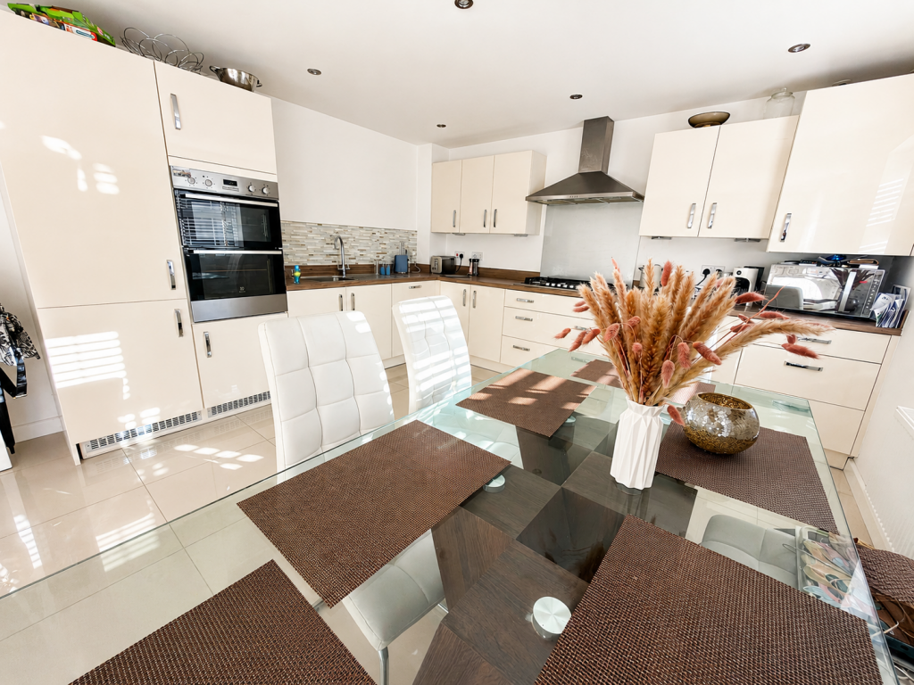 House in Preston - View 5
