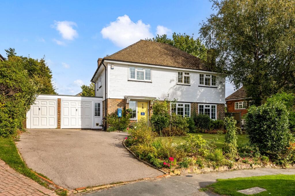 Main image of property: The Green, Blackboys, TN22
