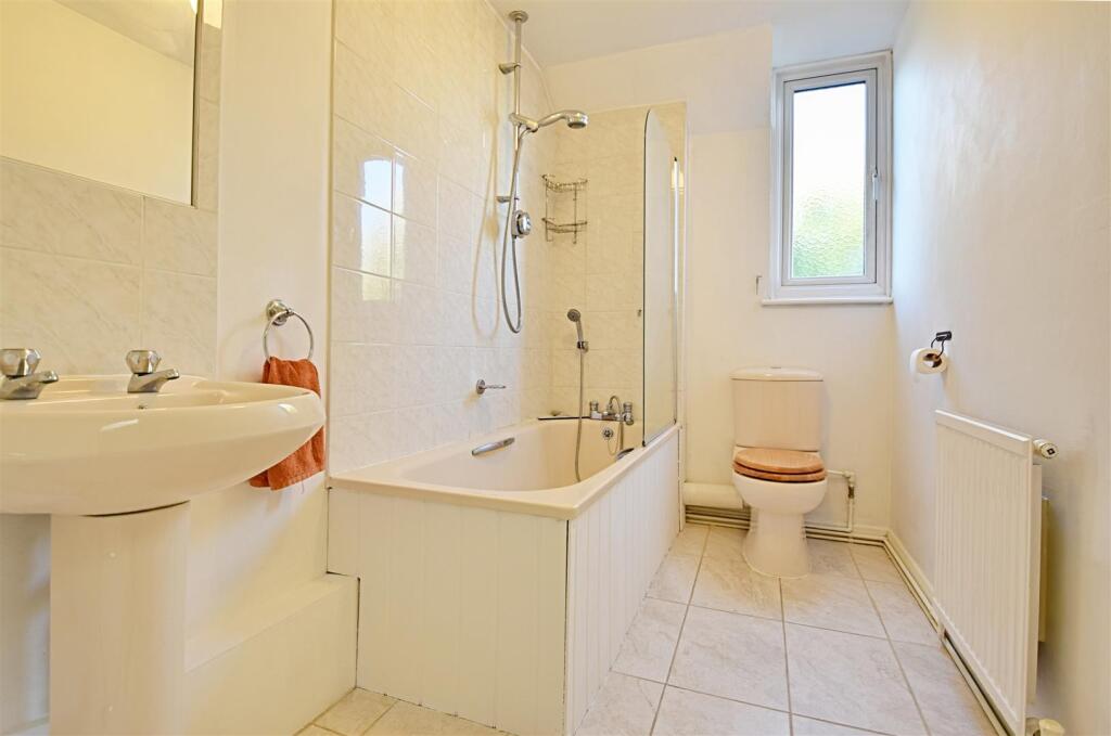 House in Tonbridge - View 5