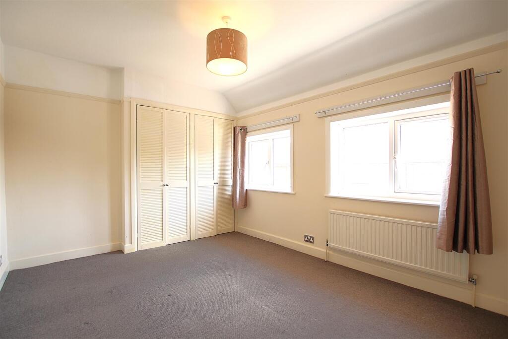 House in Northampton, West Northamptonshire - View 5