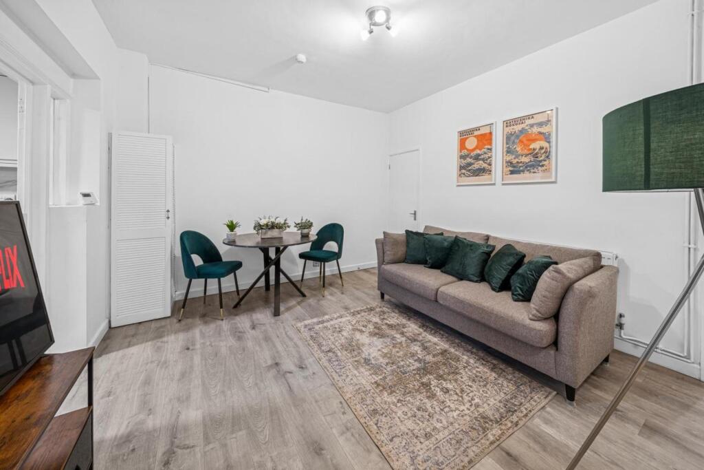 Main image of property: Lawrence Avenue, Bristol