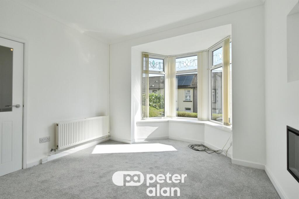 House in Cardiff, Abercynon - View 2