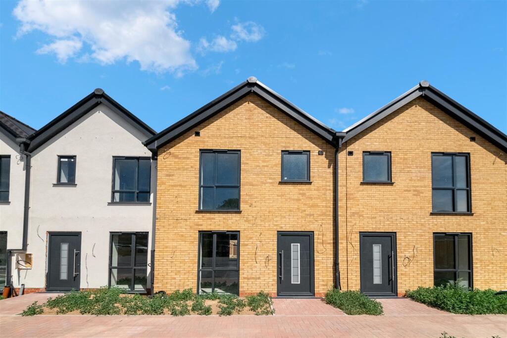 Main image of property: Field Road, Feltham