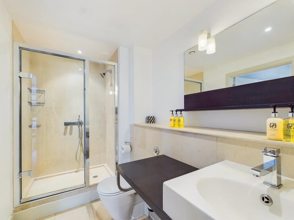 2 bedroom serviced apartment for rent