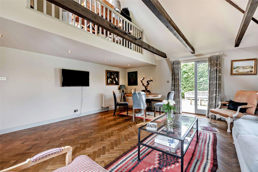 House in Basingstoke and Deane, Monk Sherborne - View 2