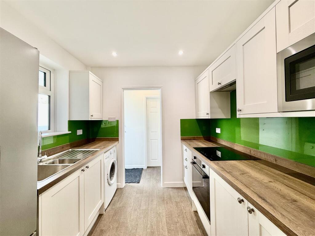House in Swindon - View 3
