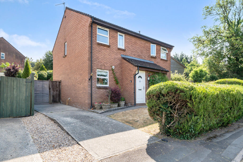 Main image of property: Honiton Bottom Road, Honiton, Devon