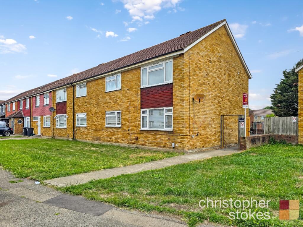 Main image of property: Shortmead Drive, Cheshunt, Hertfordshire, EN8 8TY