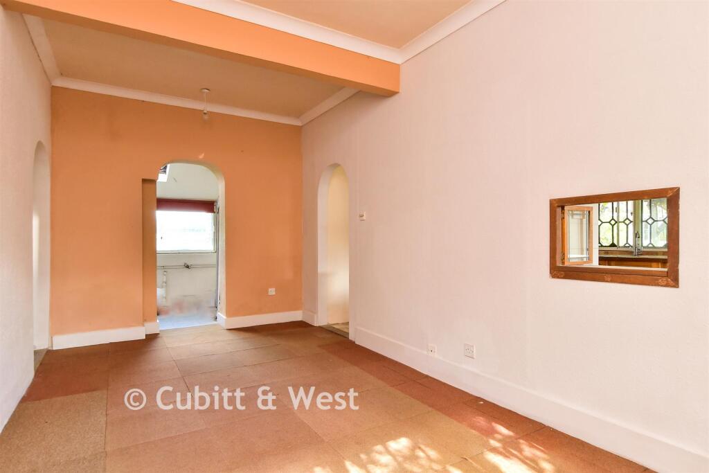 House in Brighton - View 4