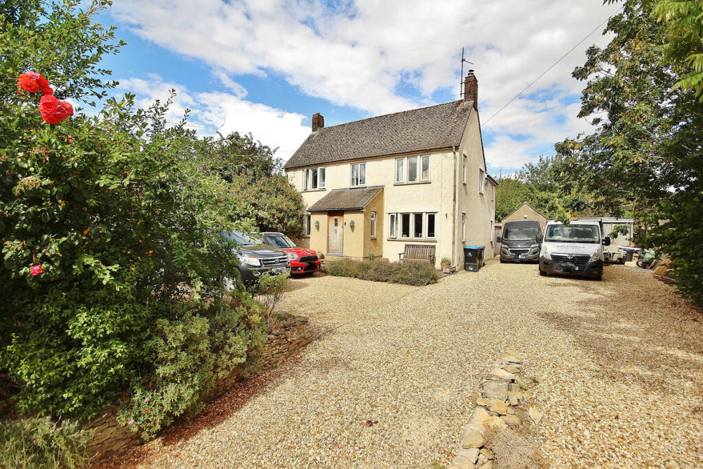Main image of property: Delly Hill, Hailey, OX29