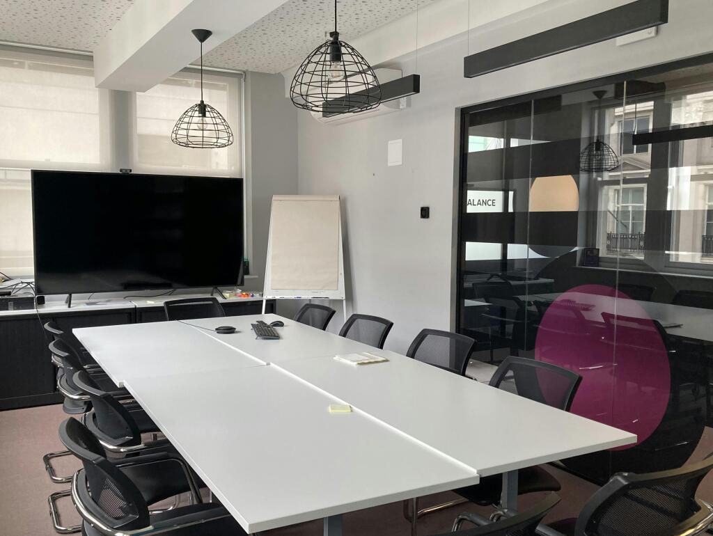 4th Meeting Room 3.JPG