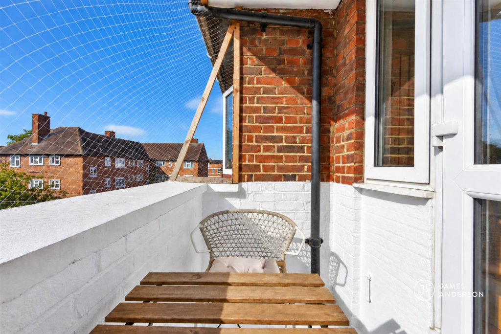 Apartment in London, Mortlake - View 5