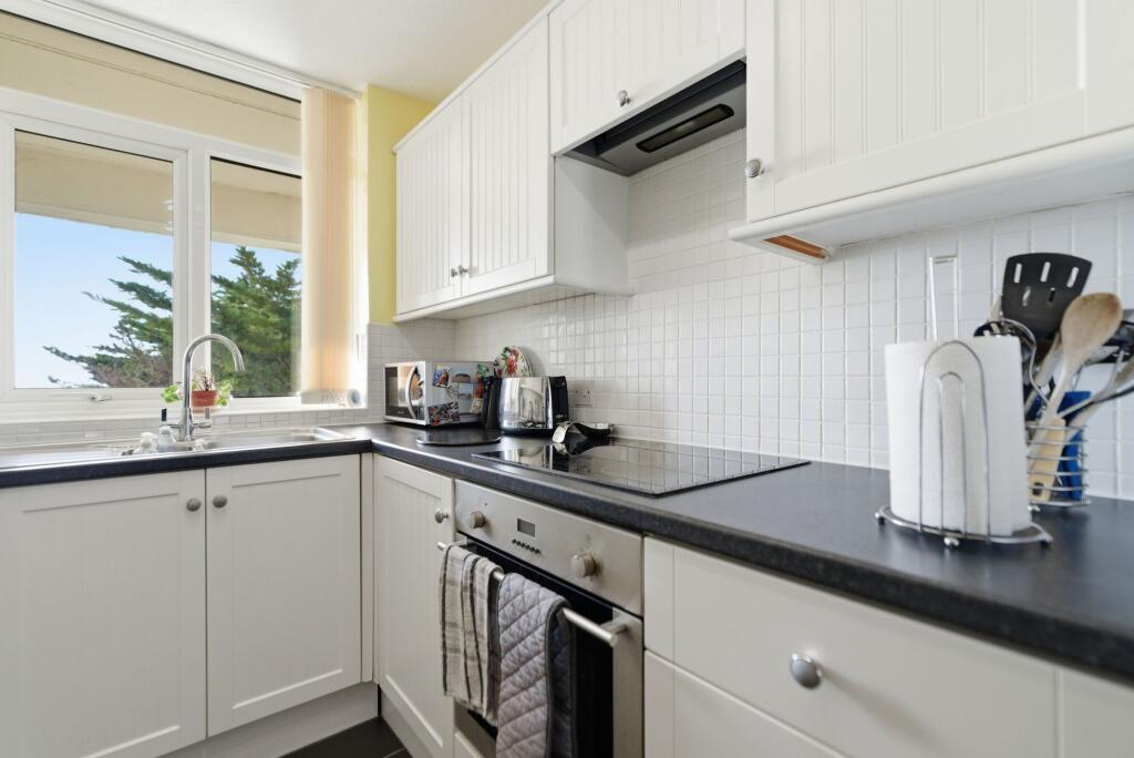 Apartment in Bristol - View 4