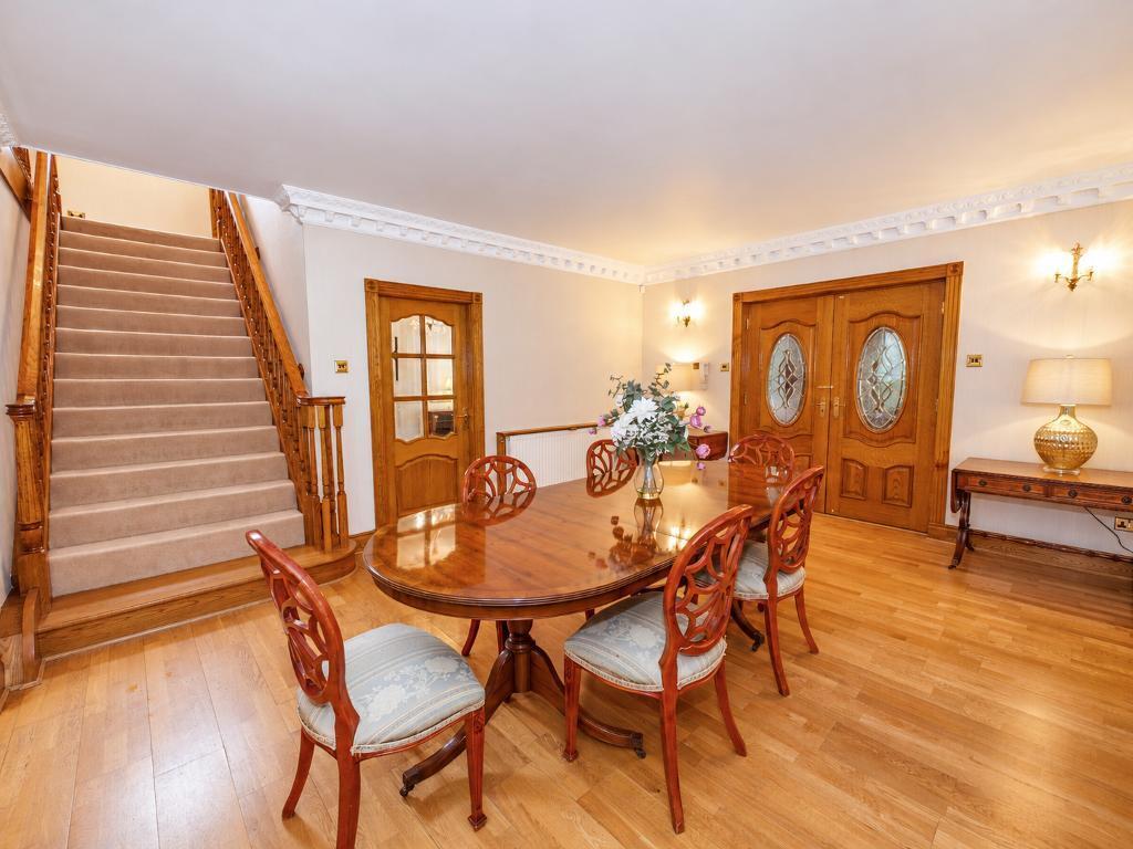 House in Sefton, Birkdale - More