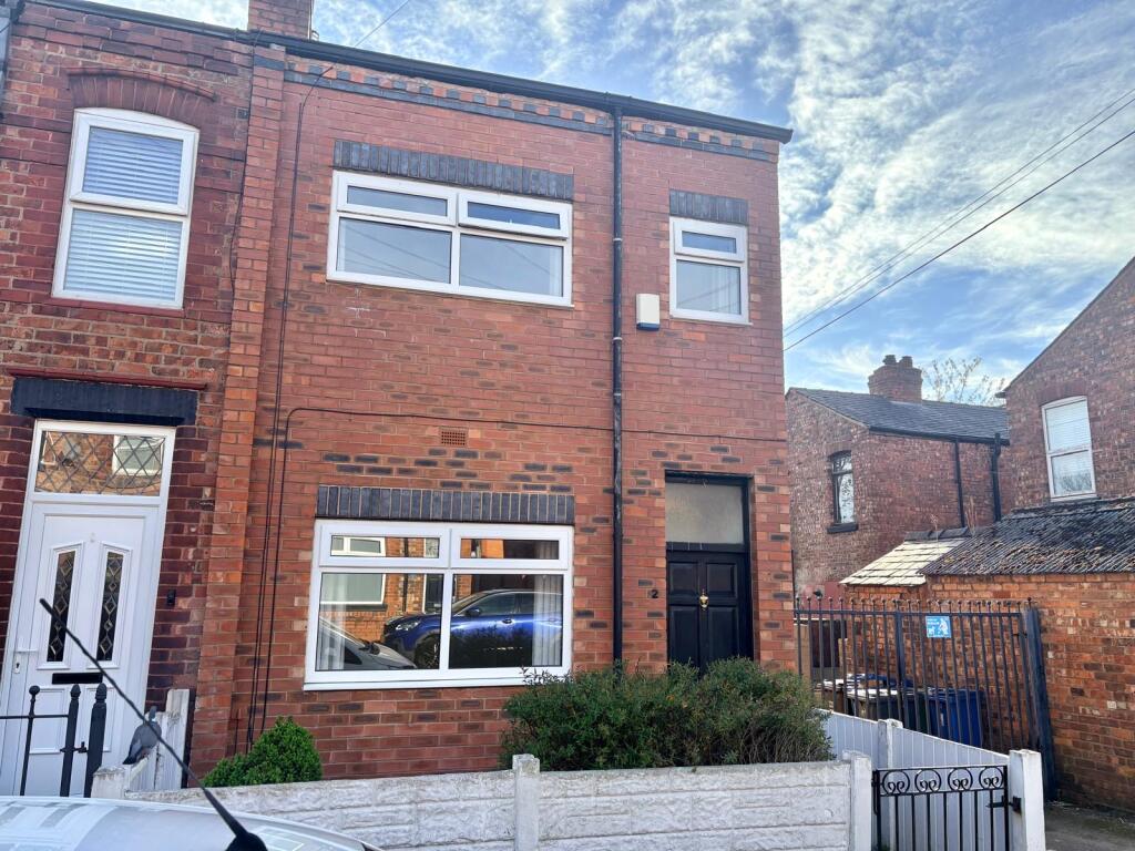 Main image of property: Victoria Avenue, Wigan, WN6 7AN