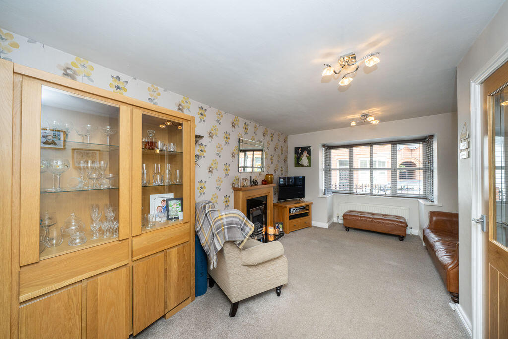 Park Street, Kingswinford photo 3