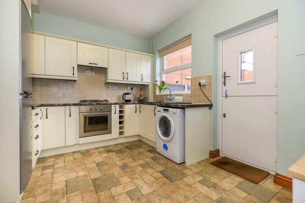 Mill Lane, Willenhall - View 3