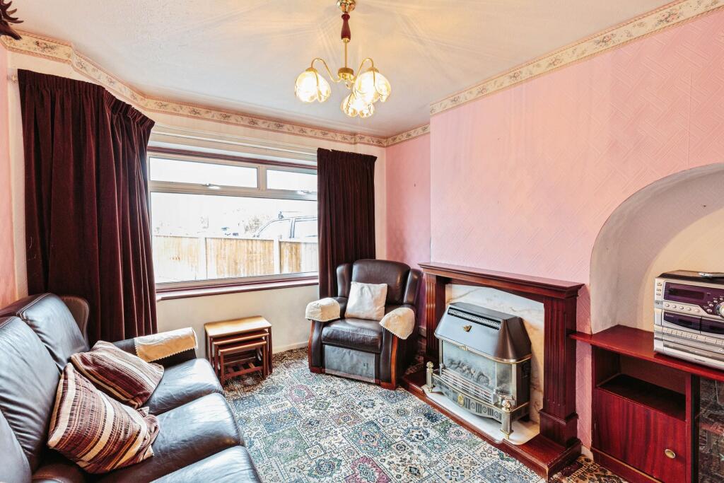 Oakmoor Avenue, Blackpool, FY2 photo 2
