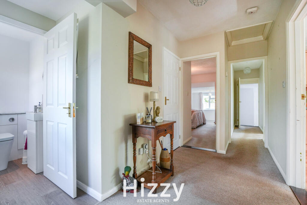House in Ipswich - View 3