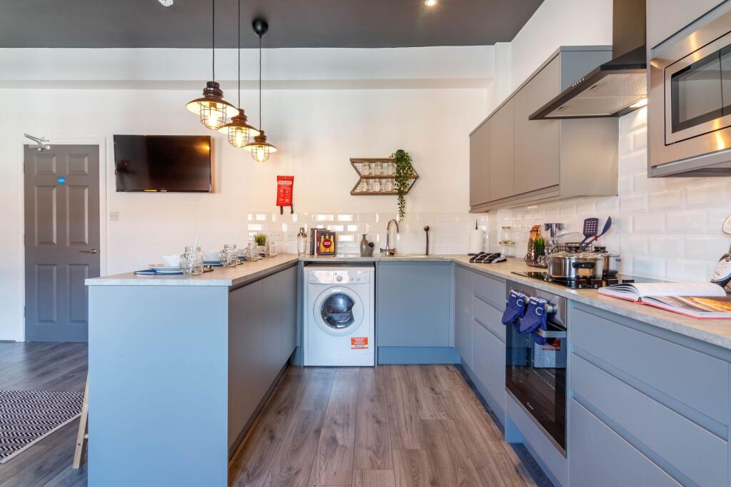 1 bedroom house share for rent