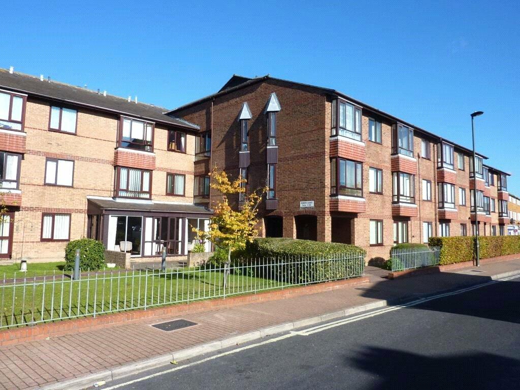1-bed house on Penrith Court, Broadwater Street East, Worthing, West Sussex, BN14, £100,000