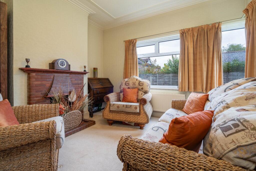Harboro Road, Sale, Greater Manchester, M33 photo 3