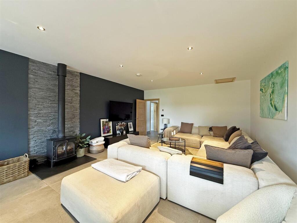 House in Stanton Upon Hine Heath, Shropshire - View 4