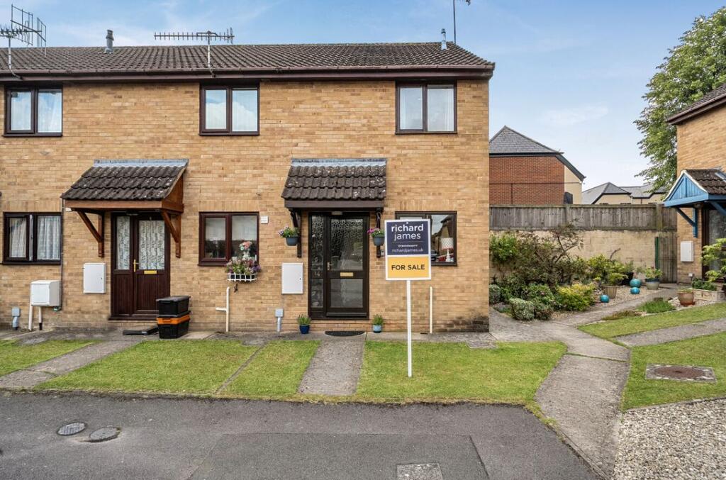 Main image of property: Dykes Mews, Chiseldon, Swindon, SN4